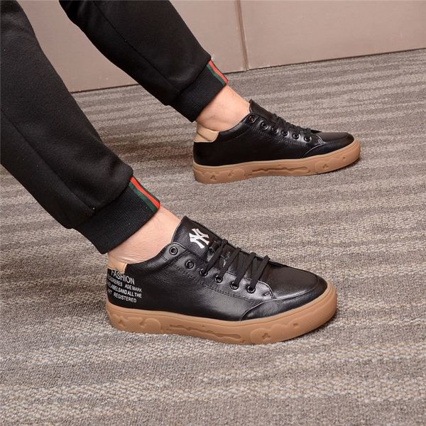 fashionable luxury men's shoes new wild board shoes autumn style british fashion comfortable casual shoes: 38-44, Black
fashionable luxury men's shoes new wild board shoes autumn style british fashion comfortable casual shoes: 38-44, Black