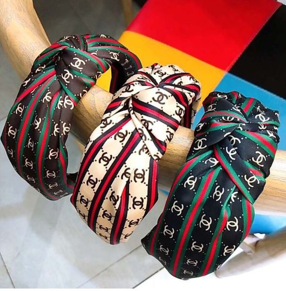 2020 новое поступление женские повязки высокое качество письмо печати hairbands мода широкий оголовье цена по прейскуранту завода-изготовите, Black;brown
2020 новое поступление женские повязки высокое качество письмо печати hairbands мода широкий оголовье цена по прейскуранту завода-изготовите, Black;brown