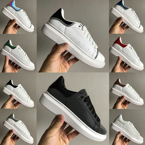 2019 classic white black upper silver laser reflective mens casual shoes grey rose gold red men women designer sneakers
2019 classic white black upper silver laser reflective mens casual shoes grey rose gold red men women designer sneakers