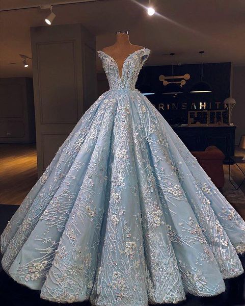 2020 light sky blue sweet 16 dresses ball gowns off shoulder quinceanera dress 3d flowers appliques girl party formal prom evening gowns, Blue;red
2020 light sky blue sweet 16 dresses ball gowns off shoulder quinceanera dress 3d flowers appliques girl party formal prom evening gowns, Blue;red