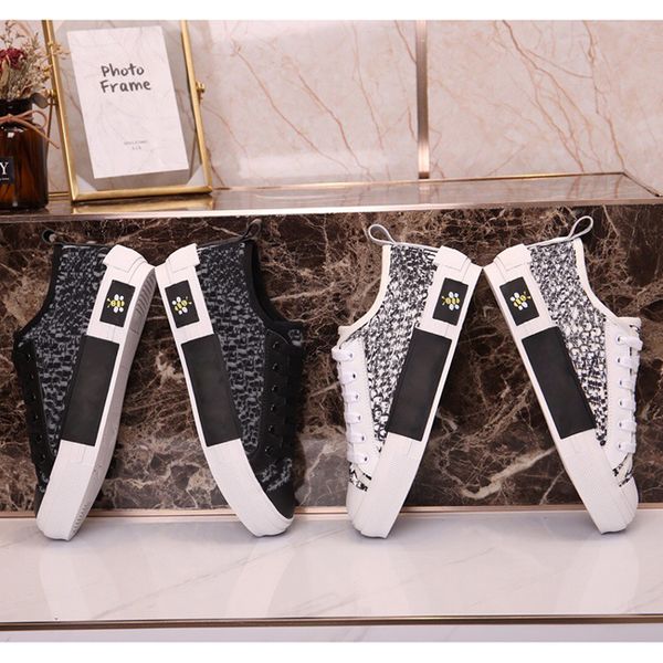 letters technical canvas honeybee low sneakers in oblique mens designer shoes women fashion b22 b23 b24 b01 b02 sneakers shoes 35-45 rt7, Black
letters technical canvas honeybee low sneakers in oblique mens designer shoes women fashion b22 b23 b24 b01 b02 sneakers shoes 35-45 rt7, Black