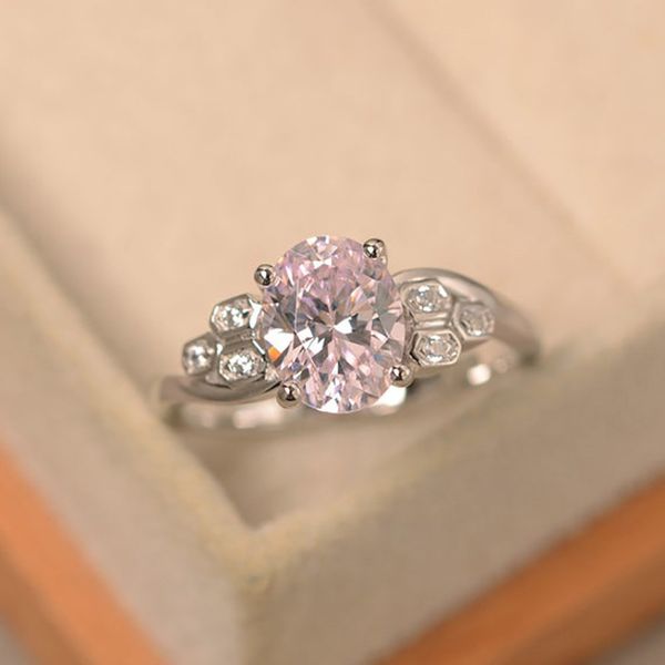 fashion white gold color women rings for anniversary inlaid with oval shiny cubic zirconia girls party jewelry bague wholesalae, Slivery;golden
fashion white gold color women rings for anniversary inlaid with oval shiny cubic zirconia girls party jewelry bague wholesalae, Slivery;golden