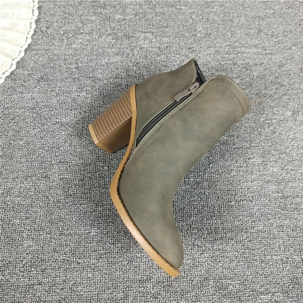 shoes zipper round toe white ankle boots booties ladies large size low rubber high heel retro solid pu rome fabric basic hoof, Black
shoes zipper round toe white ankle boots booties ladies large size low rubber high heel retro solid pu rome fabric basic hoof, Black