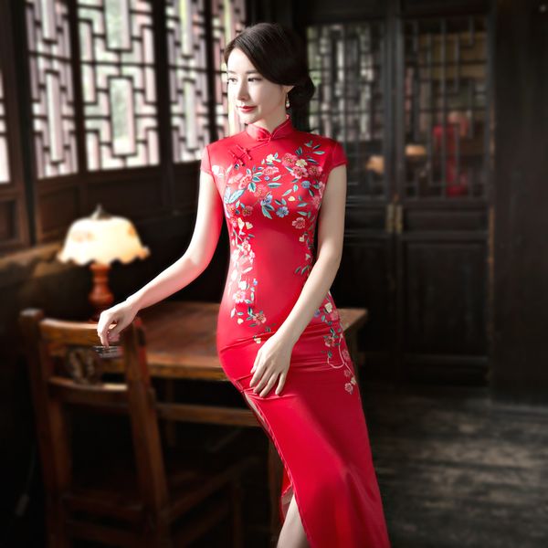 sheng coco 5xl 4xl large size red long evening satin dresses cheongsam chinese red qipao robe vestido de noche married dress
sheng coco 5xl 4xl large size red long evening satin dresses cheongsam chinese red qipao robe vestido de noche married dress