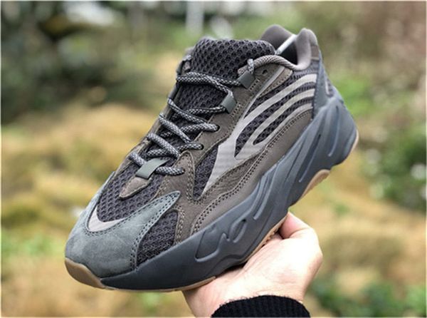 2019 Release Originals 700 V2 Geode Static Kanye West Men Women Running Shoes 3M Reflective Authentic Sports Sneakers With box
2019 Release Originals 700 V2 Geode Static Kanye West Men Women Running Shoes 3M Reflective Authentic Sports Sneakers With box