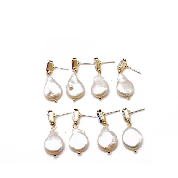 baroque teardrop pearl geometric glass stones four colors cute design stud earring for women, Golden;silver
baroque teardrop pearl geometric glass stones four colors cute design stud earring for women, Golden;silver