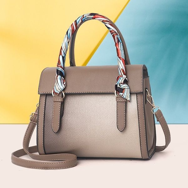 женка коллеки 2020-о илна пѬоа ђмка на одно плео
женка коллеки 2020-о илна пѬоа ђмка на одно плео