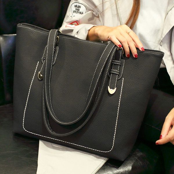 2020 new women's bag portable large bag ladies handbag shoulder mummy bucket
2020 new women's bag portable large bag ladies handbag shoulder mummy bucket