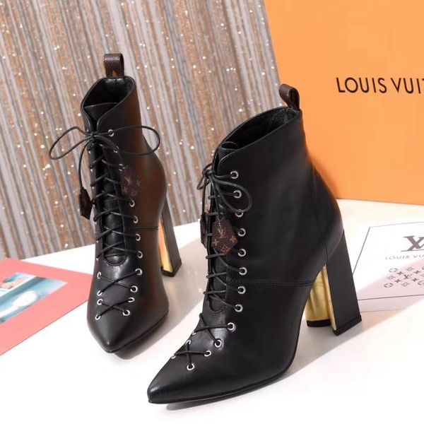 2019 woman brand ankle boots shoes real leather fashion boots heels boots shoes us:5-10 with box dhl 13, Black;grey
2019 woman brand ankle boots shoes real leather fashion boots heels boots shoes us:5-10 with box dhl 13, Black;grey