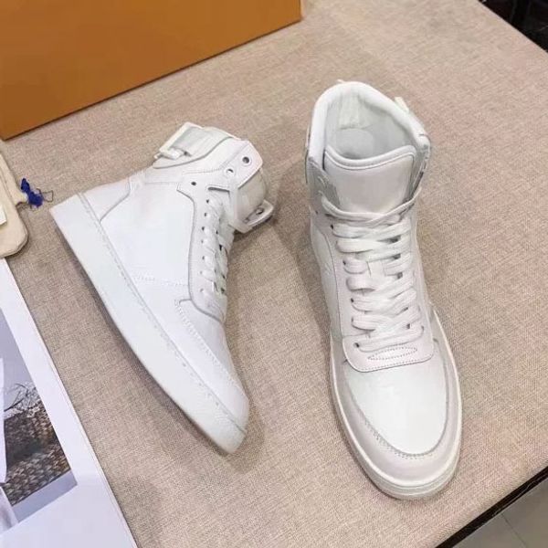 with box sneaker casual shoes trainers fashion sports shoes trainers shoes for dhl by bag07 l2505
with box sneaker casual shoes trainers fashion sports shoes trainers shoes for dhl by bag07 l2505