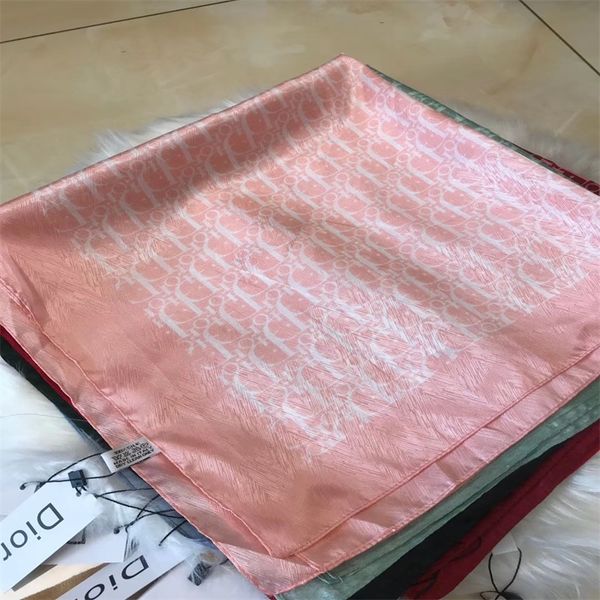 2020 new women scarf silk feeling hair as neck scarves square brand office printing l waiter flight attendants, Blue;gray
2020 new women scarf silk feeling hair as neck scarves square brand office printing l waiter flight attendants, Blue;gray