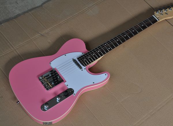 wholesale factory pink electric guitar with chrome hardware,white pickguard,double binding 0408
wholesale factory pink electric guitar with chrome hardware,white pickguard,double binding 0408