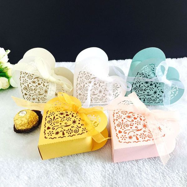 50pcs/set heart shape laser cut hollow favors gifts candy box with ribbon baby shower wedding party supplies
50pcs/set heart shape laser cut hollow favors gifts candy box with ribbon baby shower wedding party supplies