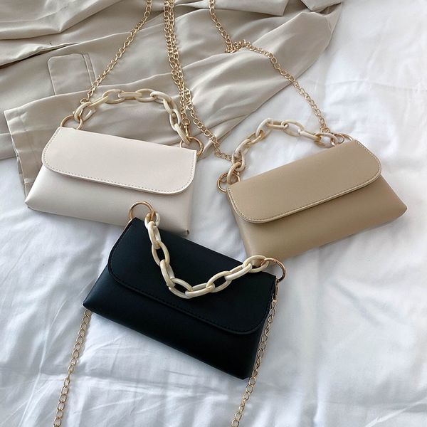 bag female 2020 spring and summer new korean version of the wild shoulder messenger bag ins chain fashion small square 
bag female 2020 spring and summer new korean version of the wild shoulder messenger bag ins chain fashion small square