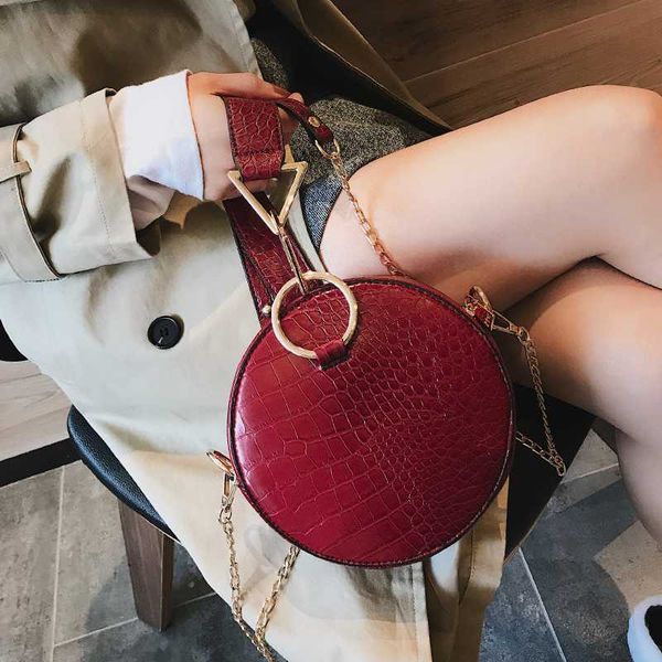2018 fashion new ladies round tote bag quality pu leather women's handbag crocodile pattern chain shoulder messenger bags
2018 fashion new ladies round tote bag quality pu leather women's handbag crocodile pattern chain shoulder messenger bags