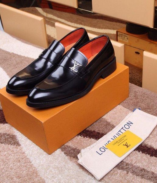 classic formal business dress shoes men gneuine leather wedding dress shoes boots loafers drivers buckles party sneakers sandals size 38-45, Black
classic formal business dress shoes men gneuine leather wedding dress shoes boots loafers drivers buckles party sneakers sandals size 38-45, Black