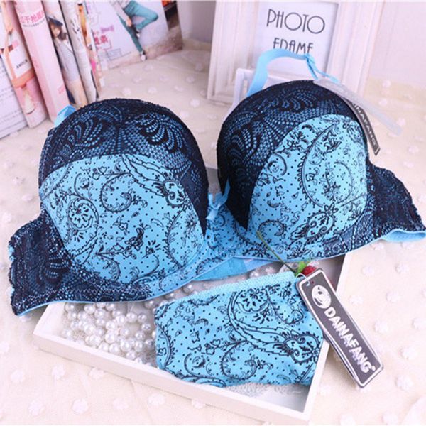 2018 2pcs/sets 34/36/38/40 d e cup women padded push up bra lace lingerie print bra underwire lingerie set, Red;black
2018 2pcs/sets 34/36/38/40 d e cup women padded push up bra lace lingerie print bra underwire lingerie set, Red;black