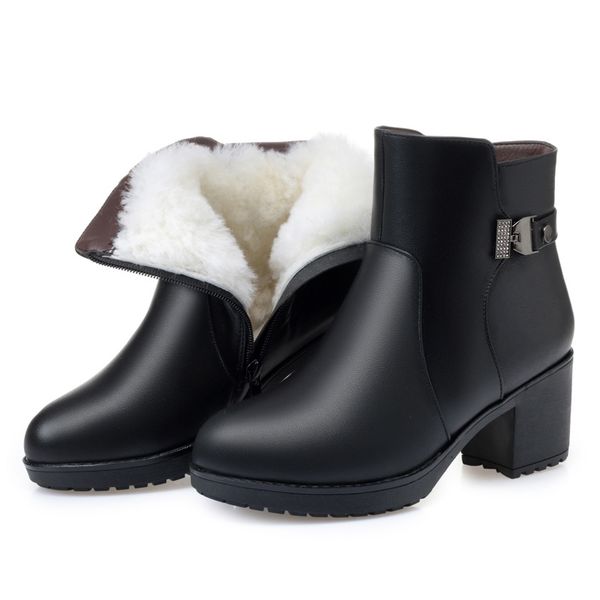 elegant fashion warm full genuine leather boots winter shoes snow shoes women boots warm plush / wool high heel new, Black
elegant fashion warm full genuine leather boots winter shoes snow shoes women boots warm plush / wool high heel new, Black