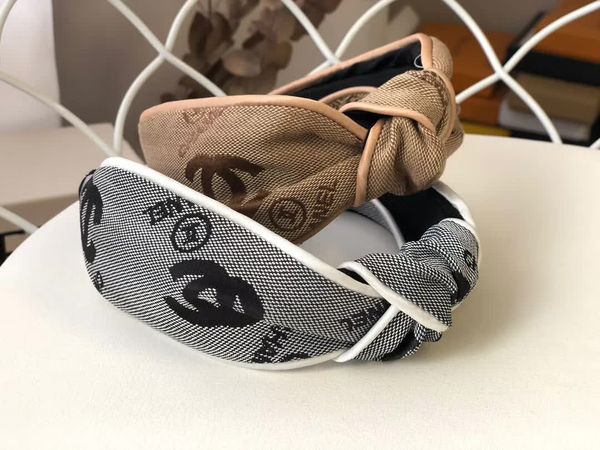 Luxury hair hoop ilk headband for women ummer cool de igner knotted headband head carf headwrap hair acce orie drop hip
Luxury hair hoop ilk headband for women ummer cool de igner knotted headband head carf headwrap hair acce orie drop hip