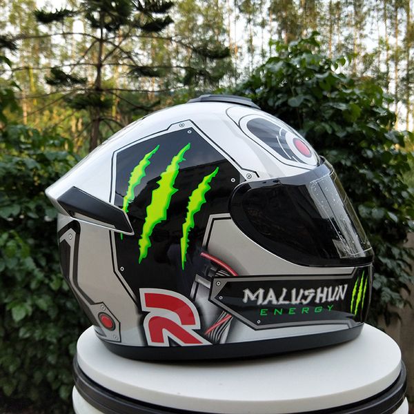 new arrival motorcycle helmet racing helmet four seasons breathable men and women full face ece approved 
new arrival motorcycle helmet racing helmet four seasons breathable men and women full face ece approved