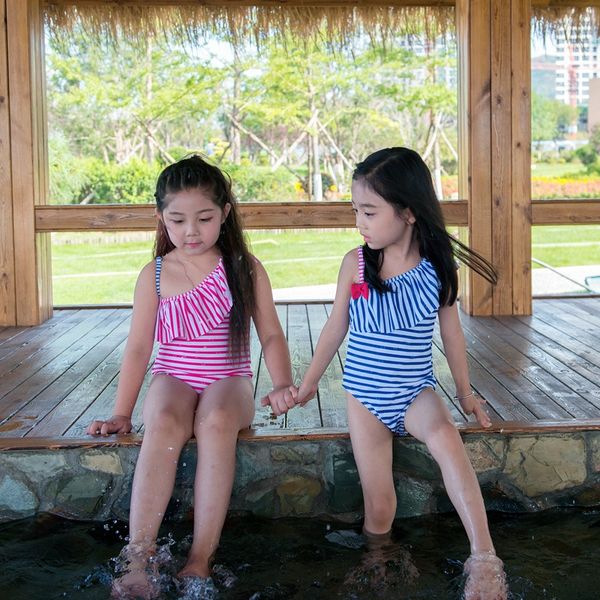 pure color sea children's women's sun-proof quick-drying girl's striped one-piece swimsuit children's girl's swimsu, White;black
pure color sea children's women's sun-proof quick-drying girl's striped one-piece swimsuit children's girl's swimsu, White;black