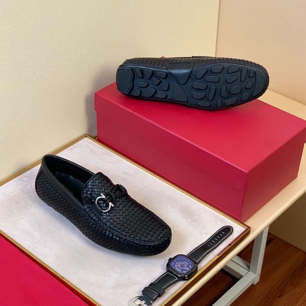 19ss sequined cloth star men dress shoes pointed toe luxury shinny glitter crystal male shoes spring autumn party wedding shoe, Black
19ss sequined cloth star men dress shoes pointed toe luxury shinny glitter crystal male shoes spring autumn party wedding shoe, Black