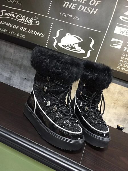 factory wholesale original designed men and women's snow boots ,brand ankle boots, luxury short boots, made by lamb skin, Black
factory wholesale original designed men and women's snow boots ,brand ankle boots, luxury short boots, made by lamb skin, Black