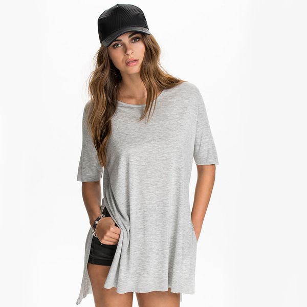 street slim fit side slit long t-shirt simplicity base short-sleeved haoduoyi customizable, White
street slim fit side slit long t-shirt simplicity base short-sleeved haoduoyi customizable, White
