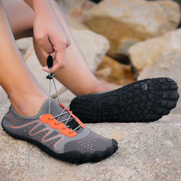 outdoor sports men aqua water shoes women upstream barefoot shoes surfing fishing swimming beach cycling five finger sneakers
outdoor sports men aqua water shoes women upstream barefoot shoes surfing fishing swimming beach cycling five finger sneakers