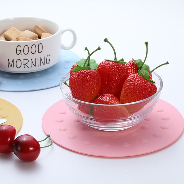 round heat resistant silicone mat drink cup coasters non-slip pot holder table placemat kitchen accessories
round heat resistant silicone mat drink cup coasters non-slip pot holder table placemat kitchen accessories