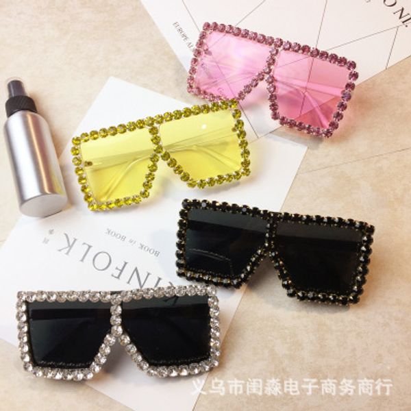 20190908 metal glasses, large box colour lenses, sunglasses and sunglasses, White;black
20190908 metal glasses, large box colour lenses, sunglasses and sunglasses, White;black
