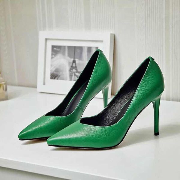 2019 Woman Real Leather High Heel Shoes Pointed Toes Women Pumps Fashion High Heels Shoes Wedding Banquet Party shoes With Box 18
2019 Woman Real Leather High Heel Shoes Pointed Toes Women Pumps Fashion High Heels Shoes Wedding Banquet Party shoes With Box 18