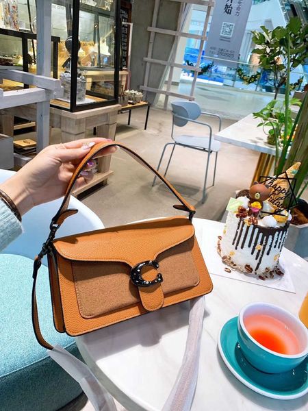 2020 new boutique 1:1 package191210#36yunhui05, Black
2020 new boutique 1:1 package191210#36yunhui05, Black