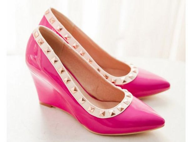 2019 rivet women's shoes in spring and autumn with new style slope heel pointed end @156, Black
