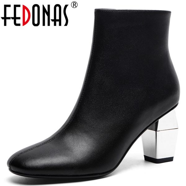 fedonas female quality genuine leather short boots elegant dancing shoes woman warm strange heels women ankle boots, Black
fedonas female quality genuine leather short boots elegant dancing shoes woman warm strange heels women ankle boots, Black