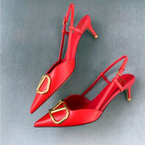 2020 designer ladies pointed high heels sandals combination fashion women cm 6 cm 8 cm leather wedding banquet dress shoes 35-42, Black;red
2020 designer ladies pointed high heels sandals combination fashion women cm 6 cm 8 cm leather wedding banquet dress shoes 35-42, Black;red