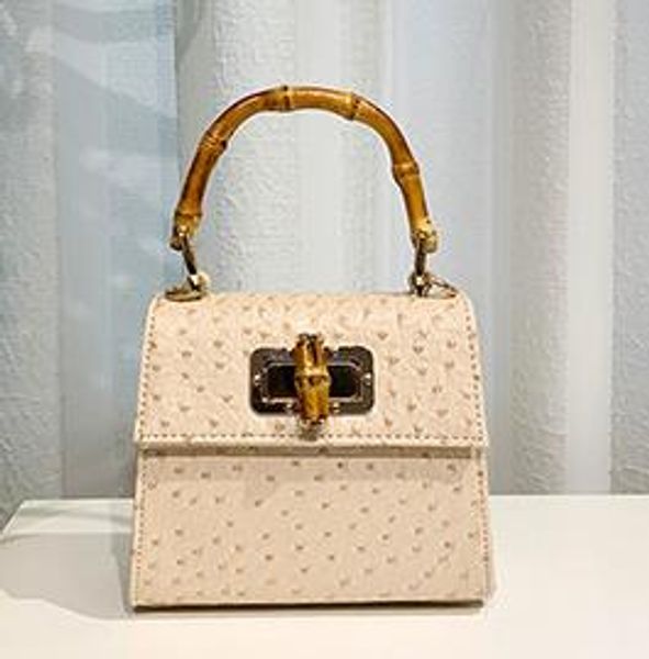 2020 new arrival designer small square bag luxury handmade bag crocodile pattern ostrich slub hand shoulder diagonal bag
2020 new arrival designer small square bag luxury handmade bag crocodile pattern ostrich slub hand shoulder diagonal bag