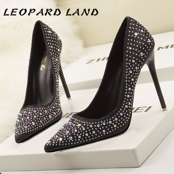 leopard land sweet elegant banquet shoes stiletto high heel shallow mouth pointed diamonds rhinestone wedding shoes women zwm, Black
leopard land sweet elegant banquet shoes stiletto high heel shallow mouth pointed diamonds rhinestone wedding shoes women zwm, Black