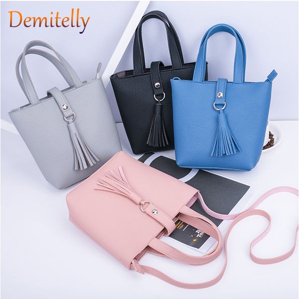 fashion classic tassel portable ladies bag wild casual multifunctional single shoulder diagonal bag design female clutch
fashion classic tassel portable ladies bag wild casual multifunctional single shoulder diagonal bag design female clutch