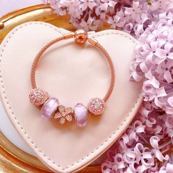 lidu 100%925 pure silver 2019 new bracelet with rose gold plated gift delivery factory wholesale, Golden;silver
lidu 100%925 pure silver 2019 new bracelet with rose gold plated gift delivery factory wholesale, Golden;silver