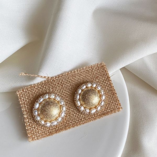 925 silver pin south korean gold freshwater pearls big stud earrings for women temperament geometric round earring charm jewelry, Golden;silver
925 silver pin south korean gold freshwater pearls big stud earrings for women temperament geometric round earring charm jewelry, Golden;silver