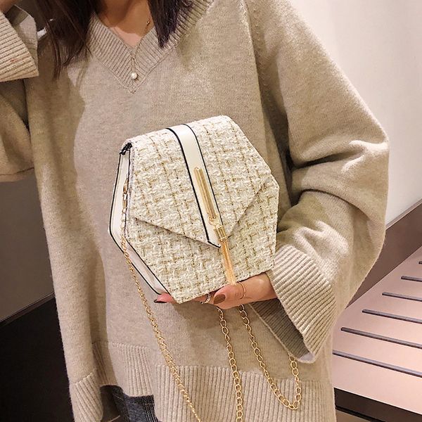 mulit стиль шерсть + кожаные сумки женщины моды crossbody сумки цепь ремень woven пляжная сумка bohemia мешок плеча bolso mujer
mulit стиль шерсть + кожаные сумки женщины моды crossbody сумки цепь ремень woven пляжная сумка bohemia мешок плеча bolso mujer