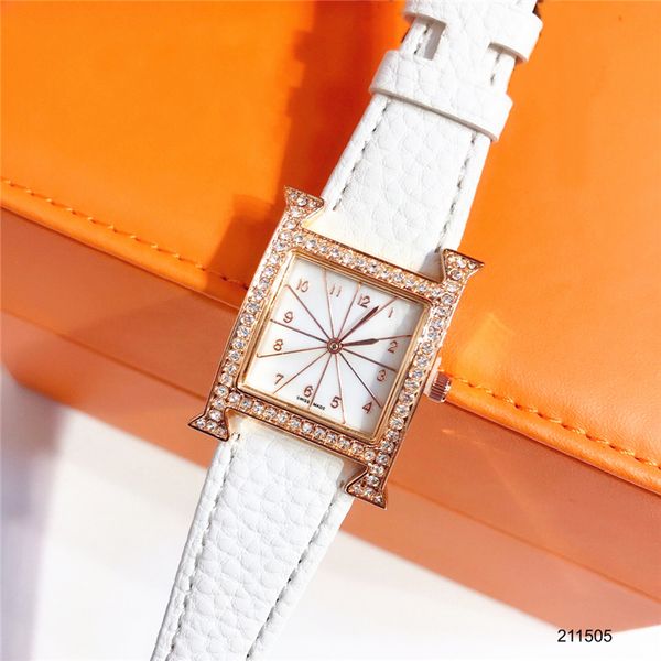 luxury fashion designer woman watch bracelet leather fashion lady dress watch wholesale price quartz women watch drop shipping nice, Slivery;brown
luxury fashion designer woman watch bracelet leather fashion lady dress watch wholesale price quartz women watch drop shipping nice, Slivery;brown
