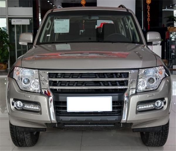 for mitsubishi pajero v87 v93 v97 2007-2018 lamp cover headlamp cover shell transparent lampshade headlight lens glass
for mitsubishi pajero v87 v93 v97 2007-2018 lamp cover headlamp cover shell transparent lampshade headlight lens glass