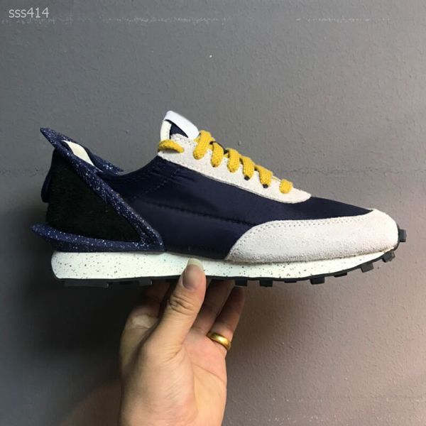 mens basketball shoes lace-up fashion luxury designer men trainers luxury red bottoms black red simple casual sports jogging shoes
mens basketball shoes lace-up fashion luxury designer men trainers luxury red bottoms black red simple casual sports jogging shoes