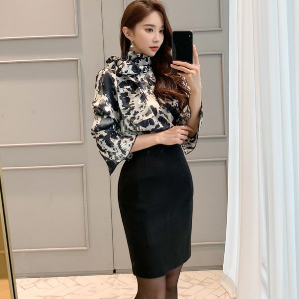 plus size print floral blouse and black wrap skirt ladies two piece set casual elegant modis 2 piece set for women plus size, White
plus size print floral blouse and black wrap skirt ladies two piece set casual elegant modis 2 piece set for women plus size, White