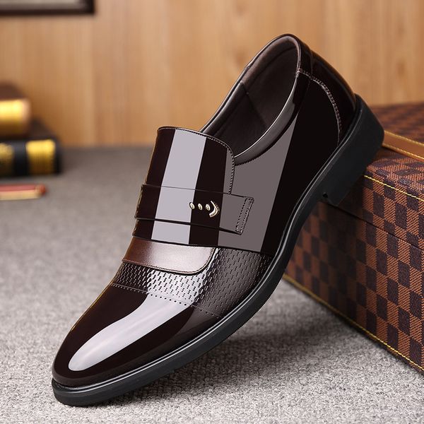 increased male shoes pointed patent leather business dress casual men's shoes wedding new men's, Black
increased male shoes pointed patent leather business dress casual men's shoes wedding new men's, Black