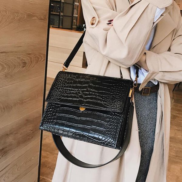 european fashion simple women's handbag 2020 new quality pu leather women tote bag alligator shoulder crossbody bags
european fashion simple women's handbag 2020 new quality pu leather women tote bag alligator shoulder crossbody bags