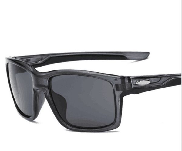 9336 new sunglasses for men women designer personality full frame sun glasses male vintage glasses windproof sunglasses eyewear 8 colors, White;black
9336 new sunglasses for men women designer personality full frame sun glasses male vintage glasses windproof sunglasses eyewear 8 colors, White;black
