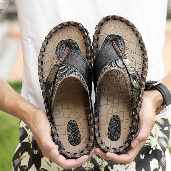 2019 new genuine leather summer fashion trend waterproof massage beach shoes men's clip toe slippers large size, Black
2019 new genuine leather summer fashion trend waterproof massage beach shoes men's clip toe slippers large size, Black